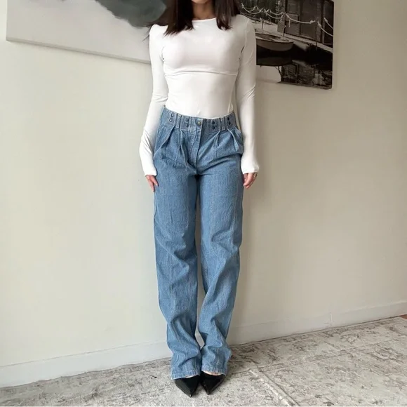 Deadstock 90s High Rise Light Wash Straight Leg Jeans | Vintage Minimalist Denim - Picture 5 of 8